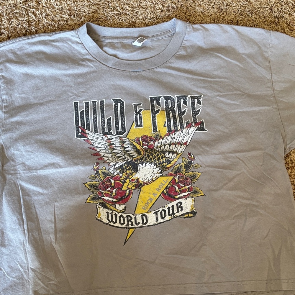 Wild & Free Woman’s Cropped Graphic T-Shirt - Gray
